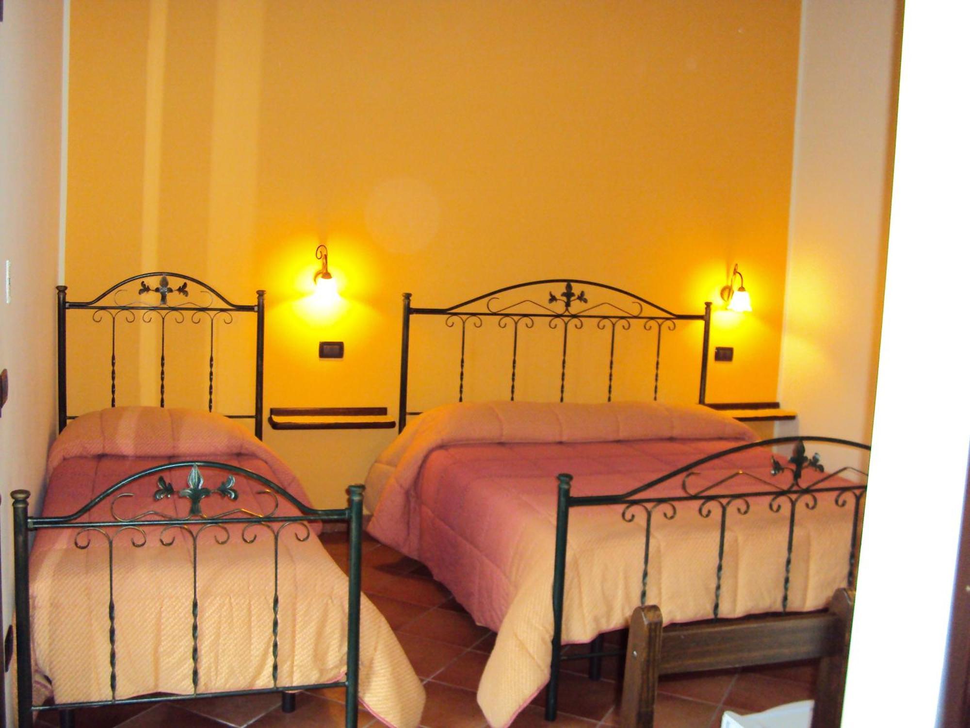 Agriturismo Il Pozzo Antico Mascali Esterno foto