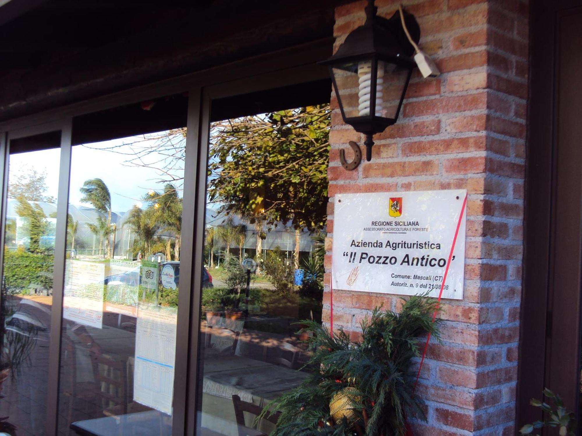 Agriturismo Il Pozzo Antico Mascali Esterno foto