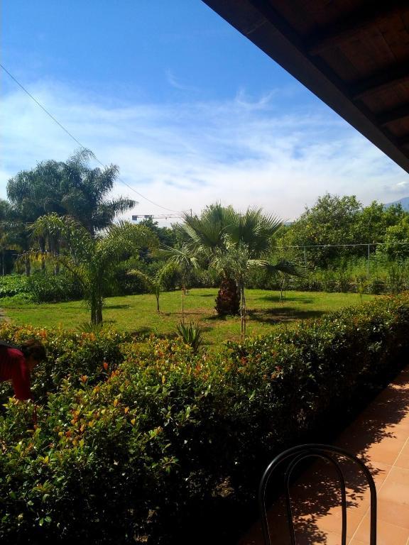 Agriturismo Il Pozzo Antico Mascali Esterno foto